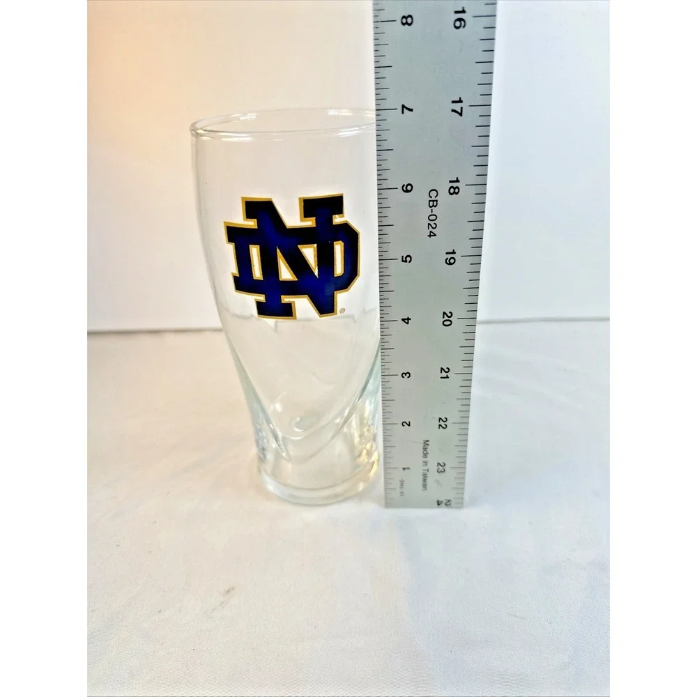 Guinness Notre Dame 20 Ounce Pint Glass Rare Specialty Beer Glass Man Cave Irish